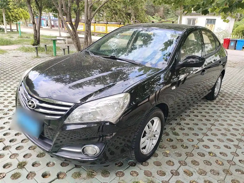 HYUNDAI CELESTA 2011