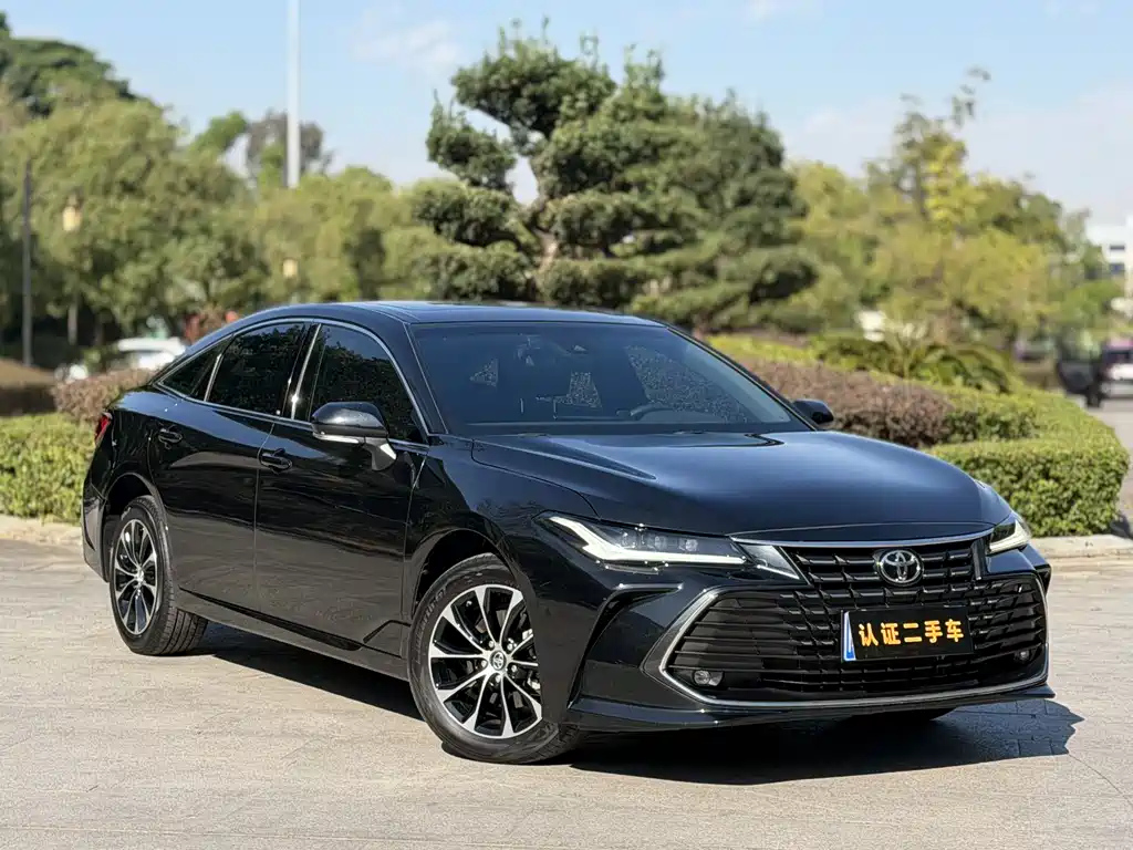 TOYOTA AVALON 2024