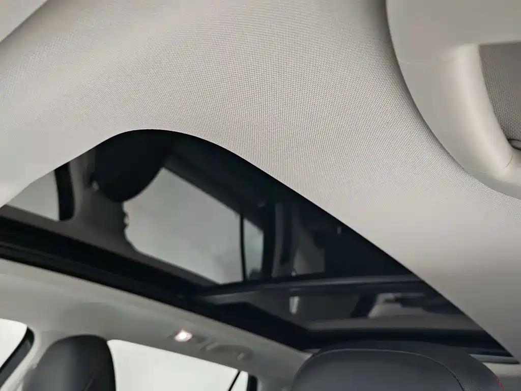 VOLKSWAGEN TAYRON 2021