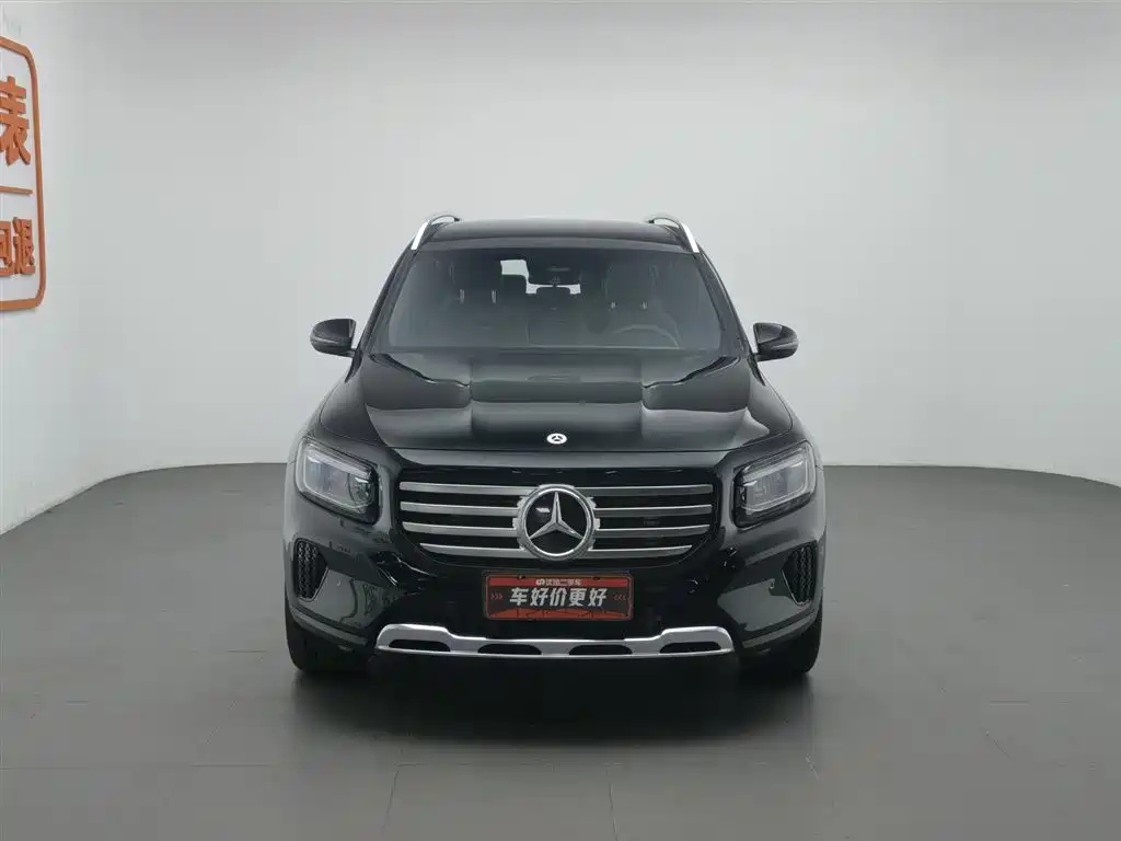 MERCEDES BENZ GLB 2024