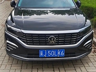 VOLKSWAGEN PASSAT 2023