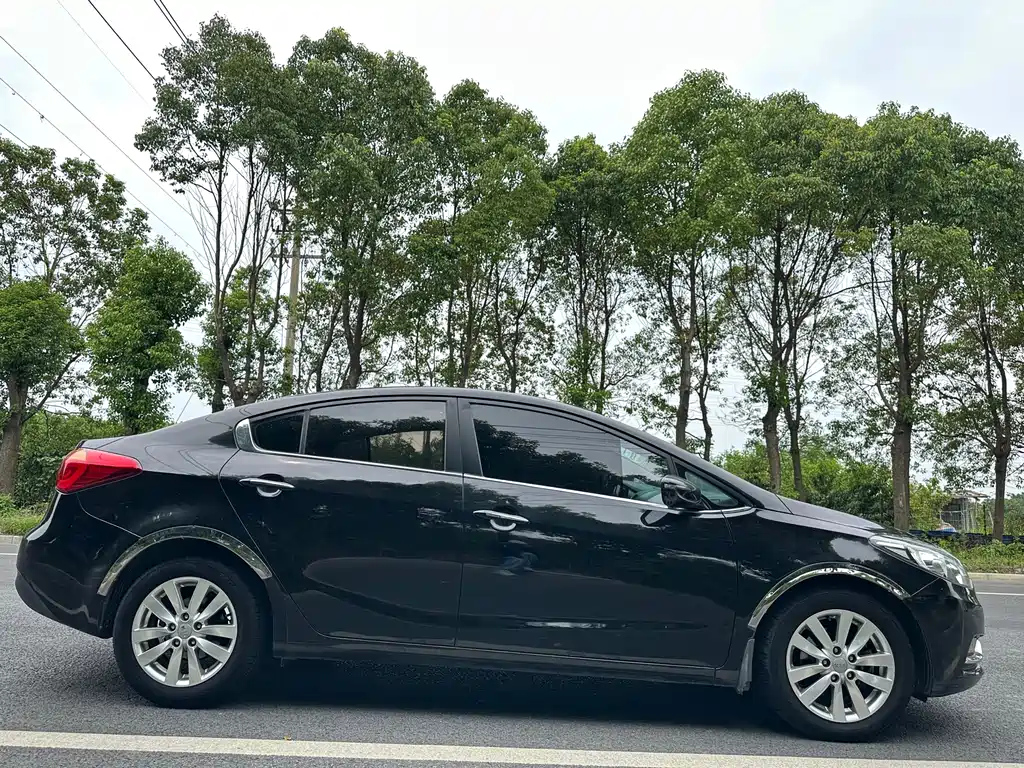 KIA K3 2013