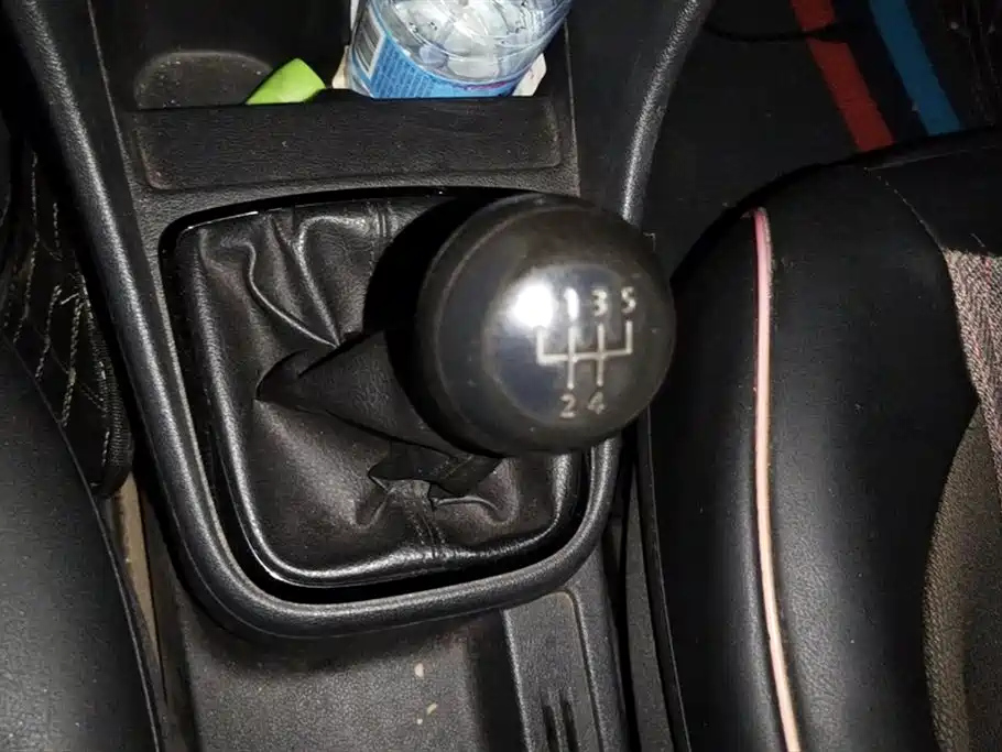 VOLKSWAGEN JETTA 2013