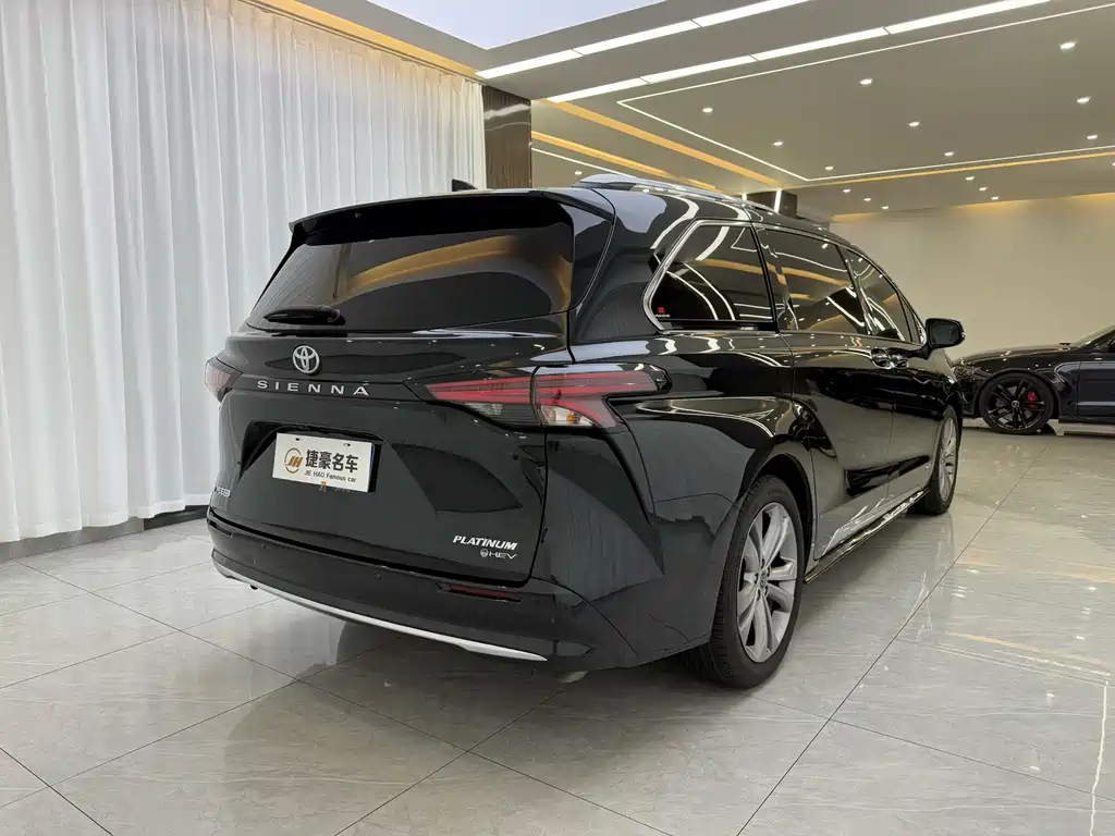 TOYOTA SIENNA SIENNA 2024