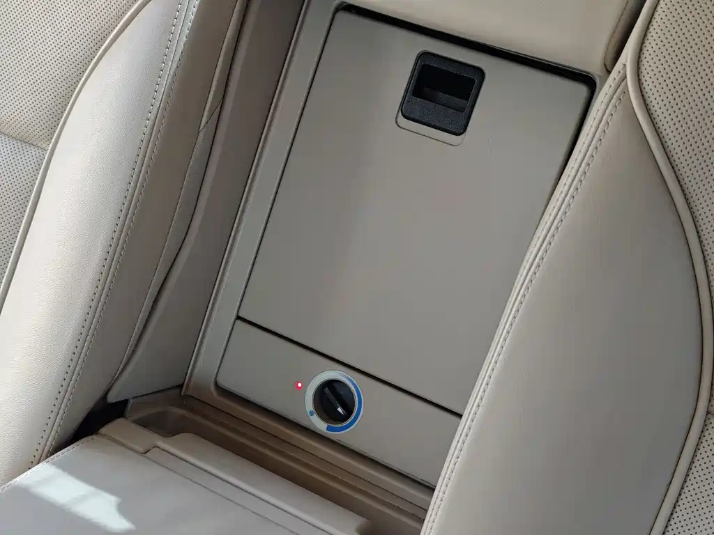 AUDI A8 2008