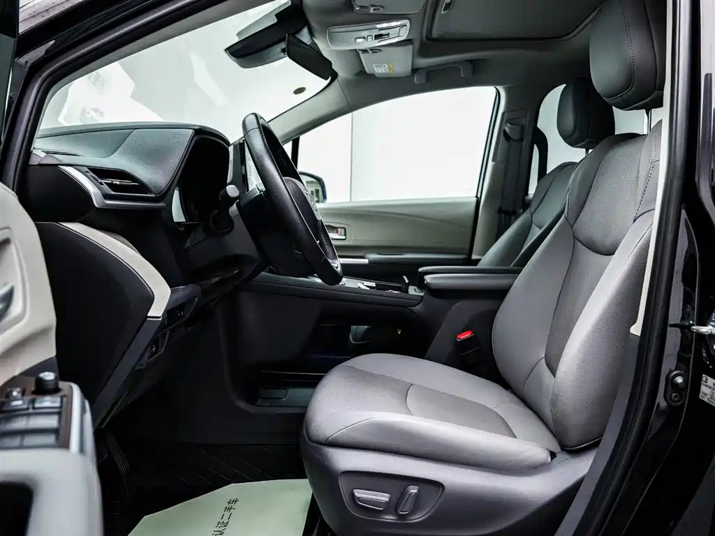 TOYOTA SIENNA SIENNA 2023