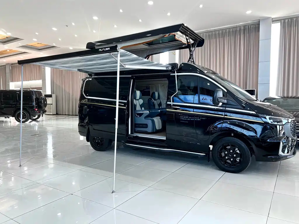 FORD TRANSIT 2025