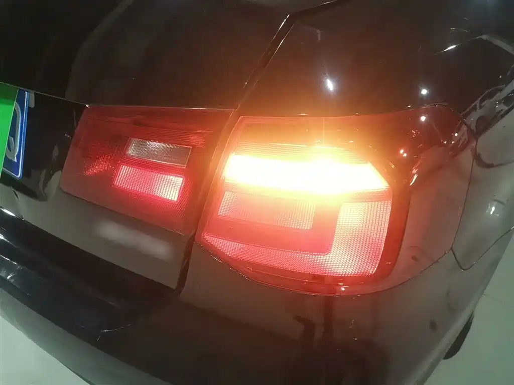 VOLKSWAGEN JETTA 2016