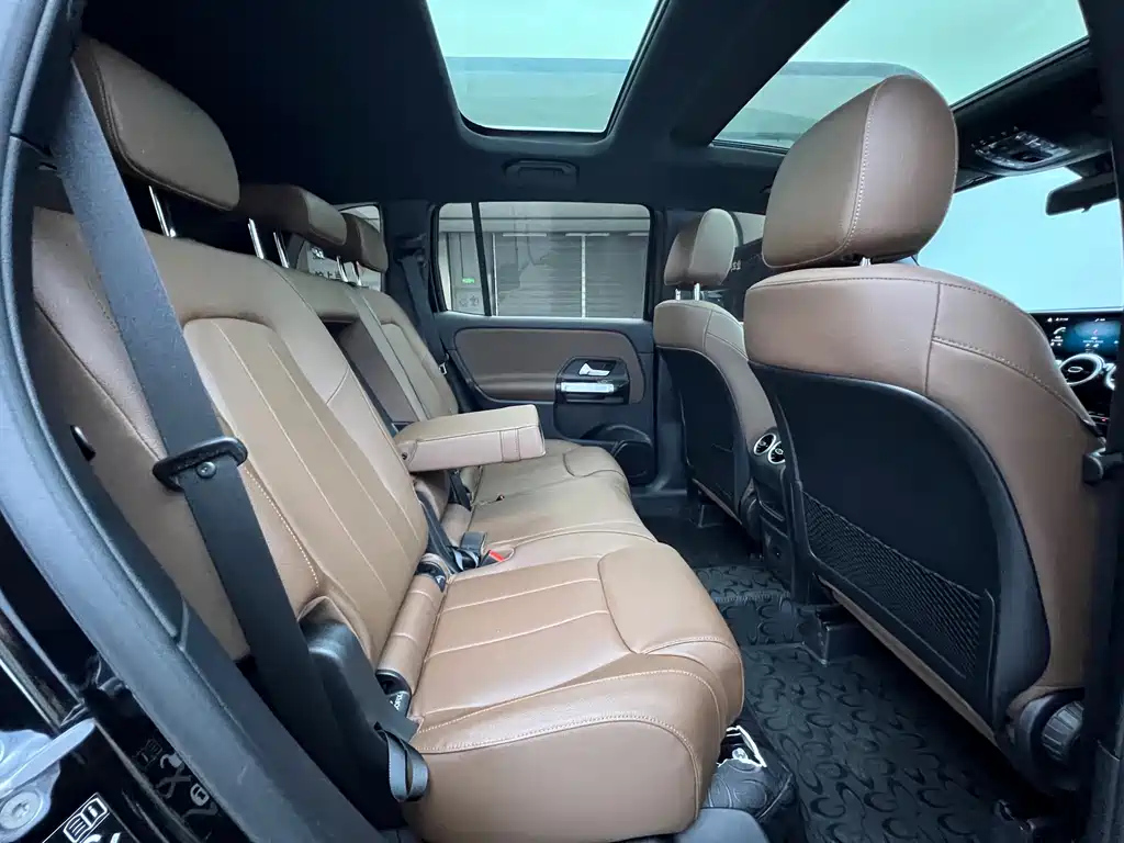 MERCEDES BENZ GLB 2022