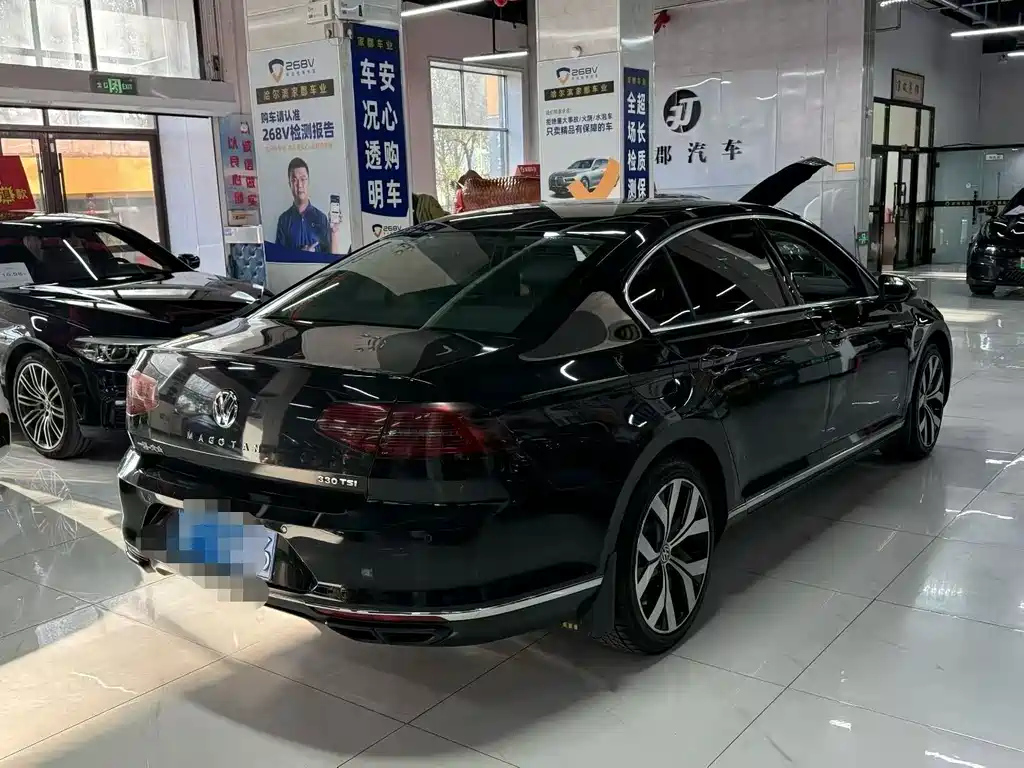 VOLKSWAGEN MAGOTAN 2018