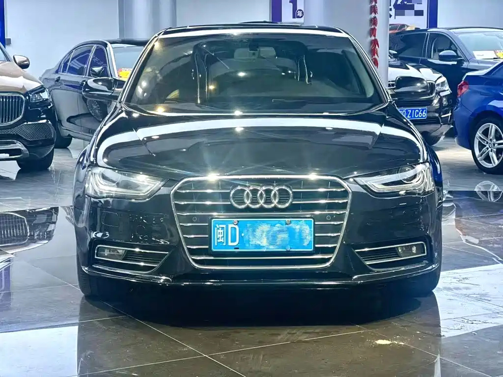 AUDI A4L 2015