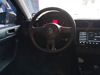VOLKSWAGEN SANTANA 2016