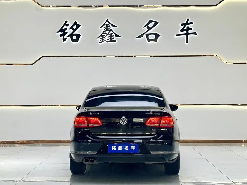 VOLKSWAGEN MAGOTAN 2015