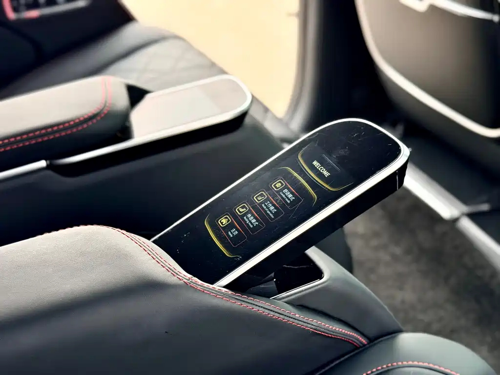 TOYOTA SIENNA SIENNA 2025