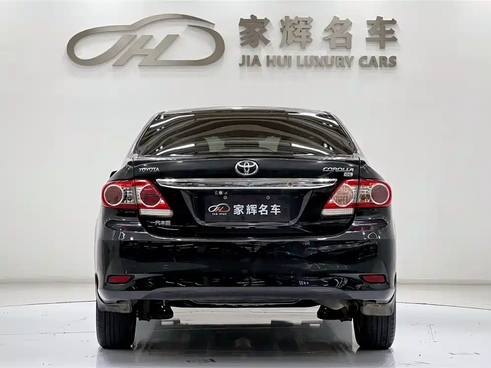 TOYOTA COROLLA 2012