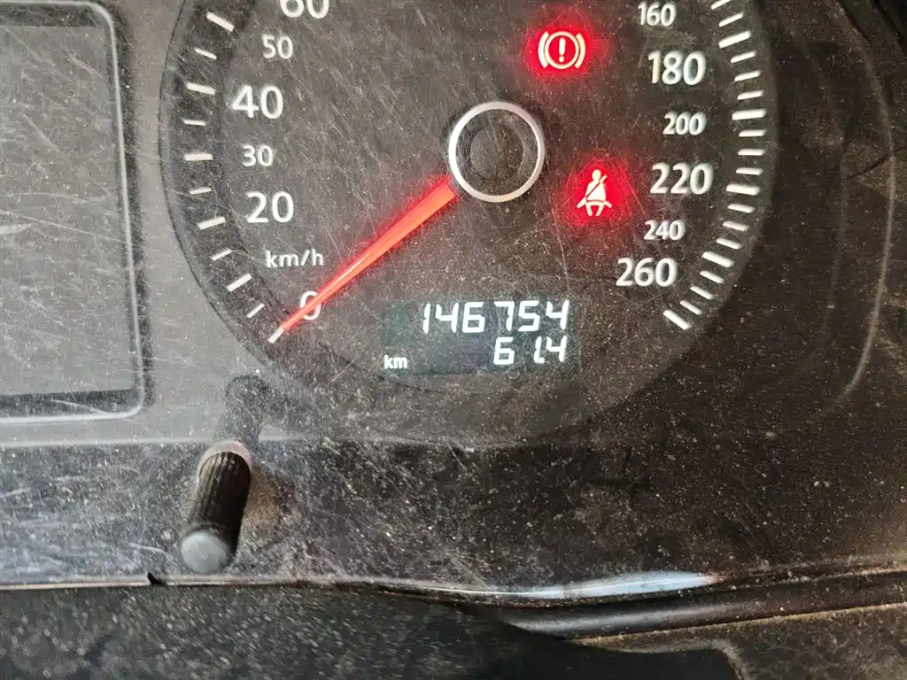 VOLKSWAGEN PASSAT LINGYU 2011