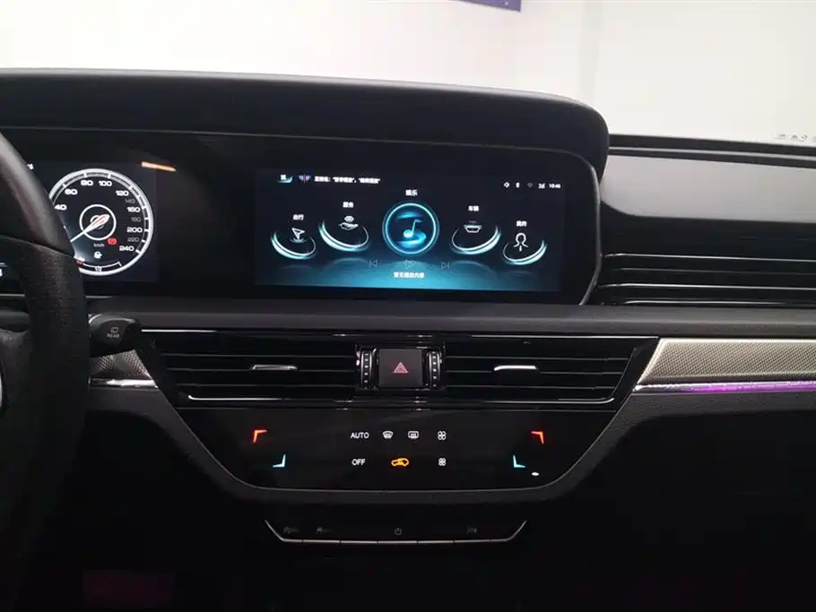 HONGQI HS5 2022