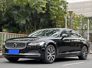 VOLVO S90 2023