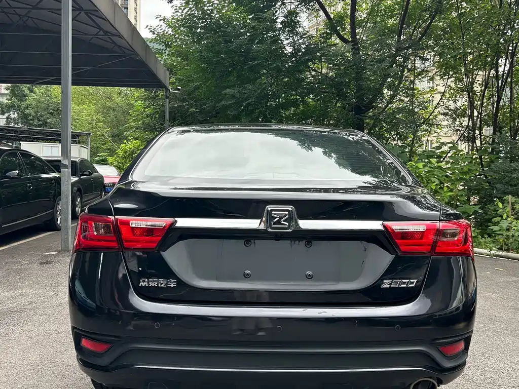 ZOTYE Z300 2016