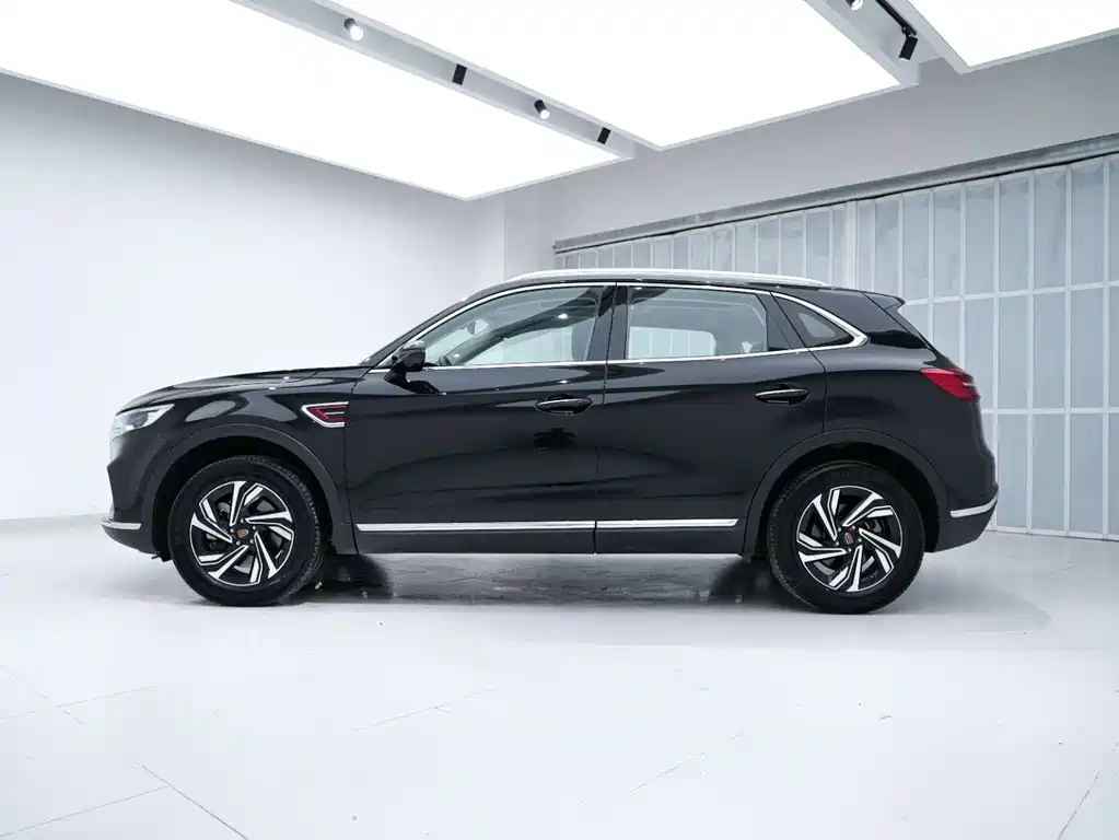 HONGQI HS5 2022