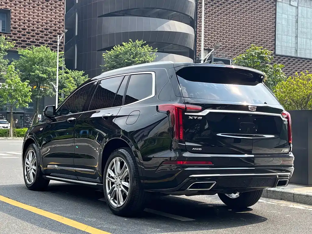 CADILLAC XT6 2023