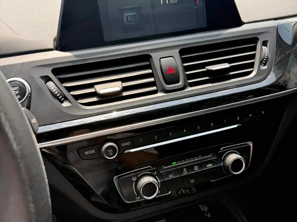 BMW 1-SERIES 2018