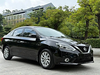 NISSAN SYLPHY 2019