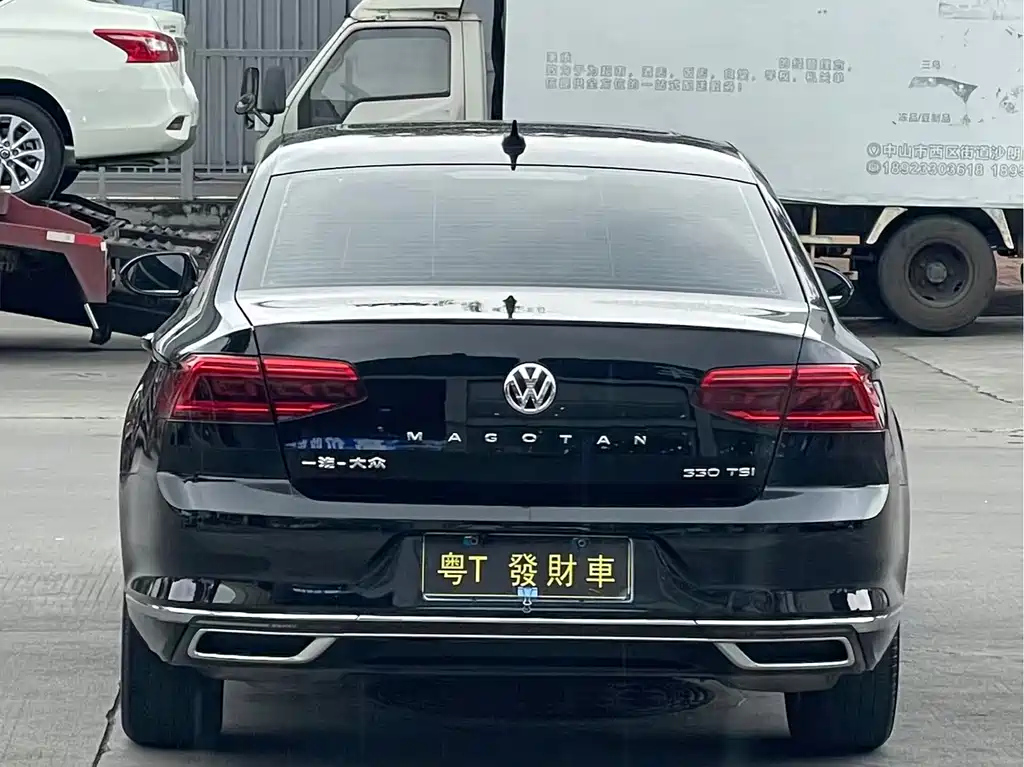 VOLKSWAGEN MAGOTAN 2020