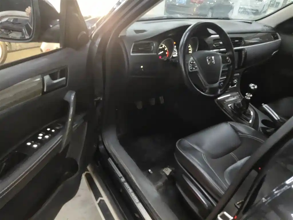ZOTYE T600 2015