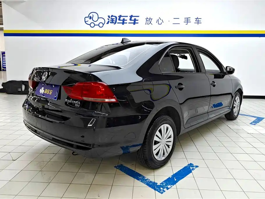 VOLKSWAGEN SANTANA 2017