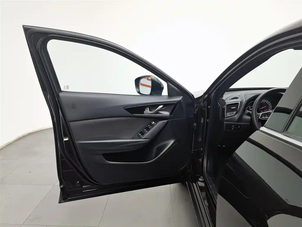MAZDA CX-4 2021