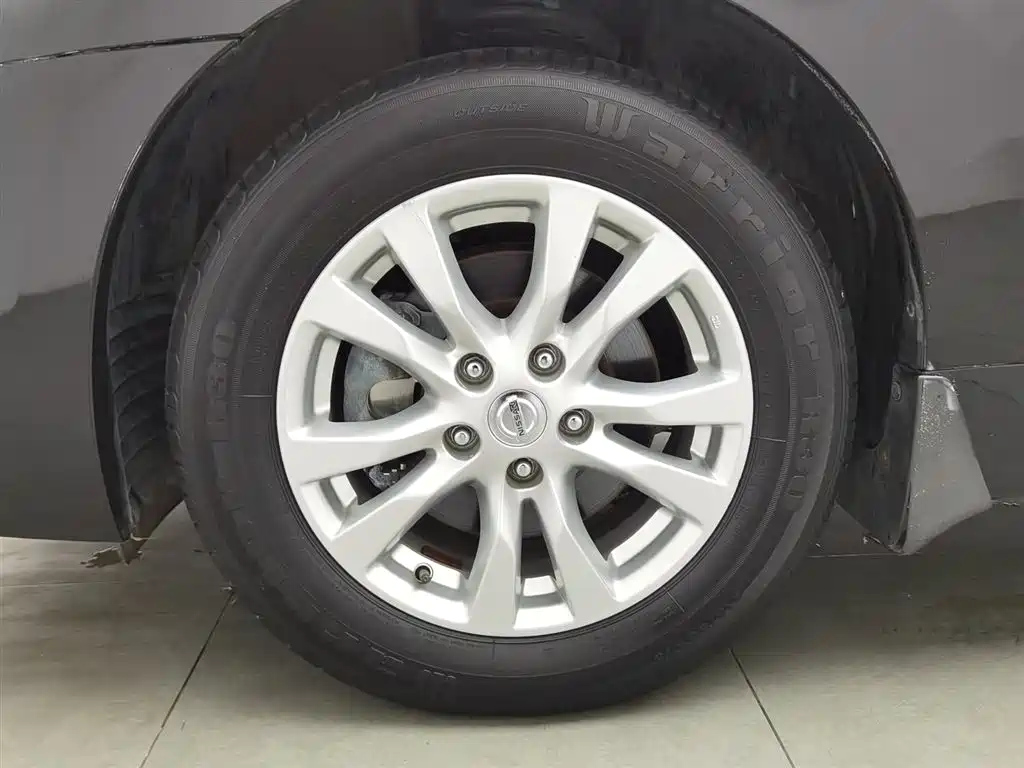 NISSAN TEANA 2015