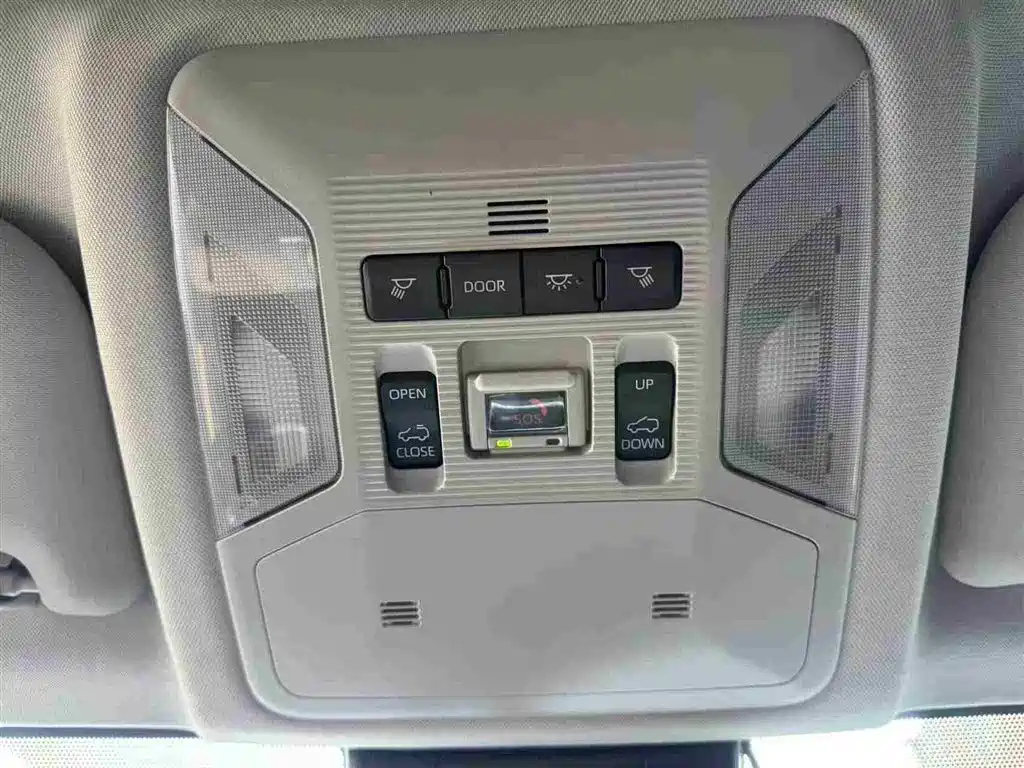 TOYOTA WILDLANDER 2023