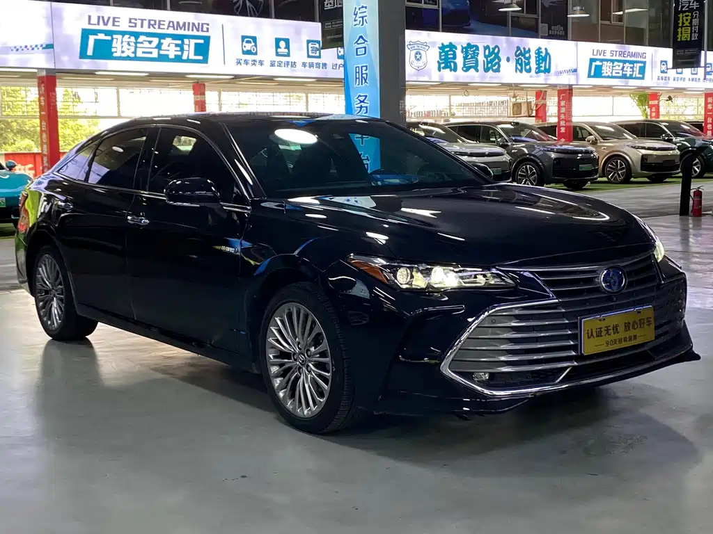TOYOTA AVALON 2022