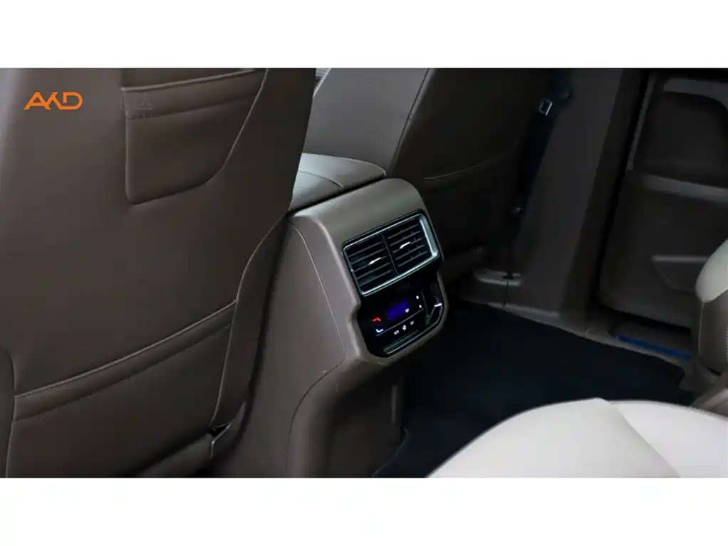 VOLKSWAGEN VILORAN 2023