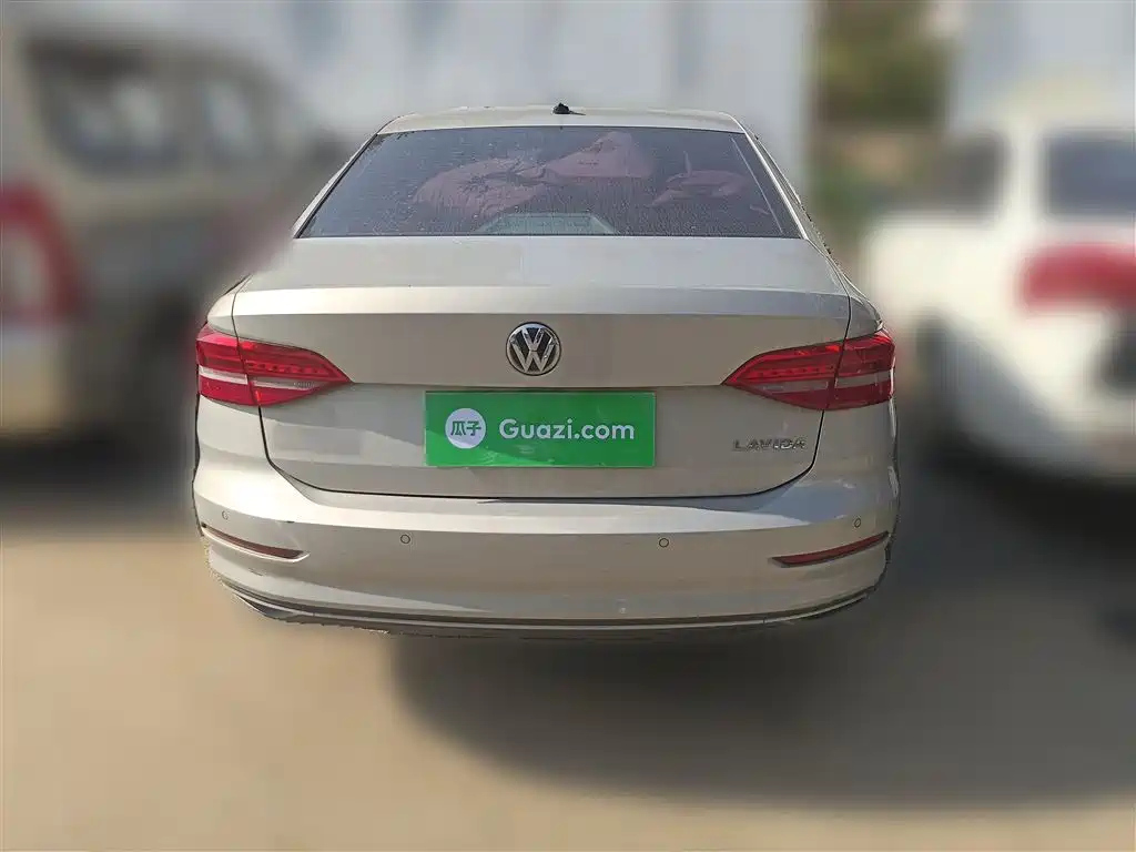 VOLKSWAGEN LAVIDA 2019