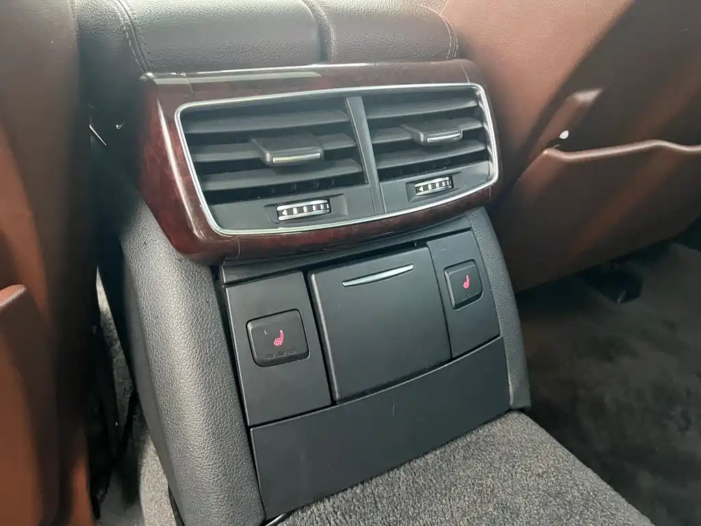 AUDI A8 2013
