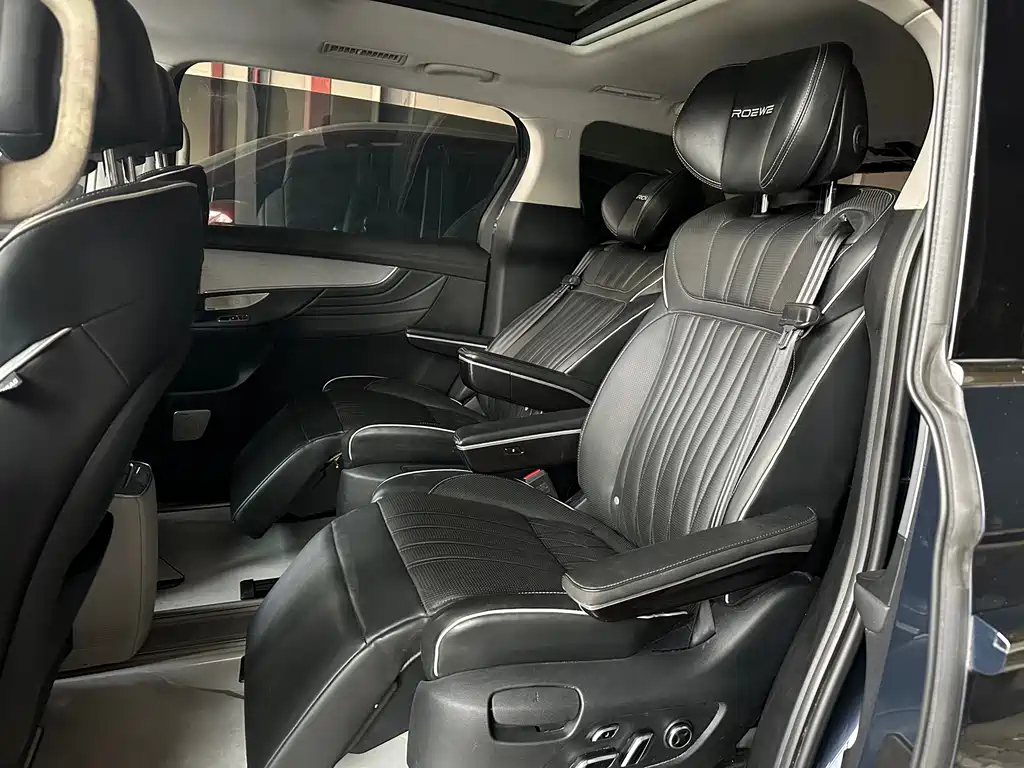 ROEWE IMAX8 2021