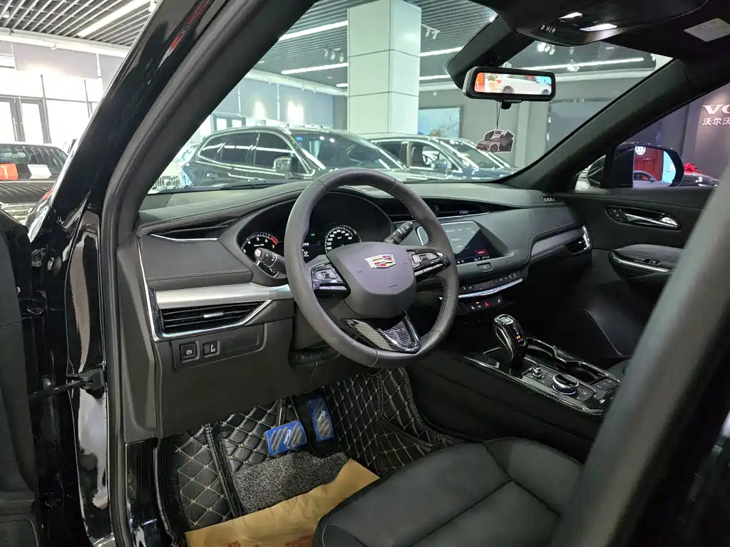 CADILLAC XT4 2018