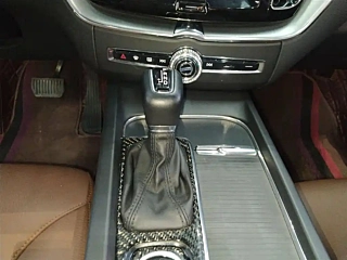 VOLVO XC60 2021 YEAR T5 4WD DELUXE EDITION 2021