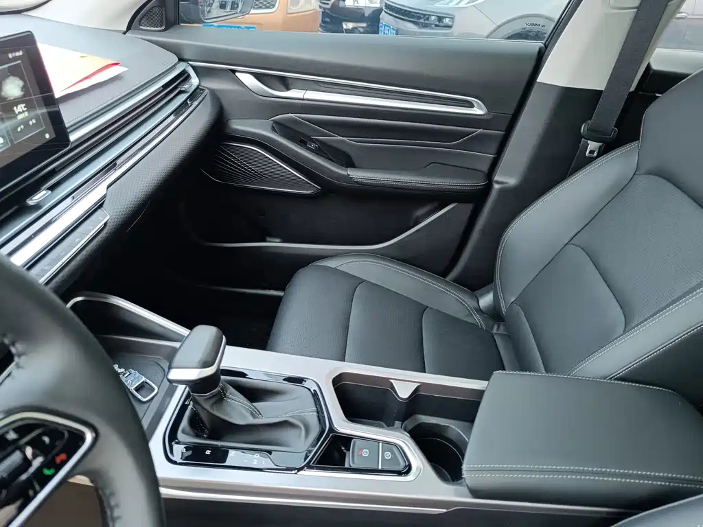 GEELY AUTO EMGRAND 2021