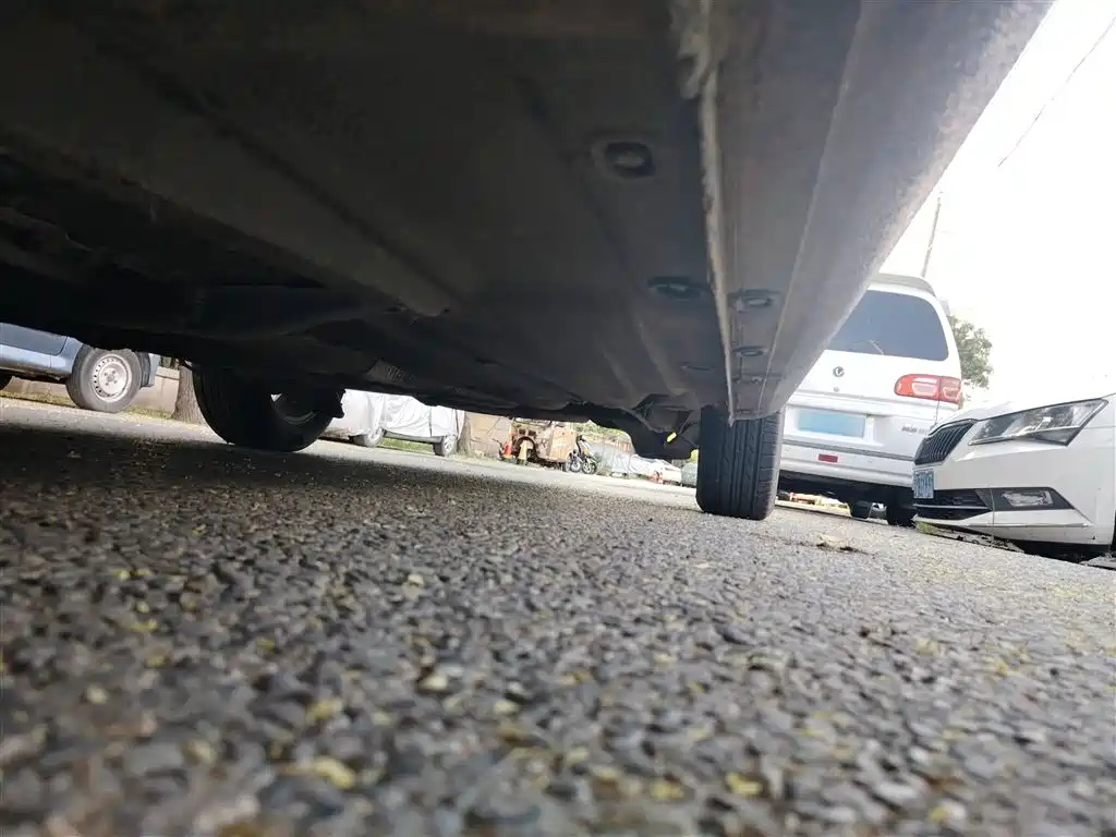 VOLKSWAGEN BORA 2014