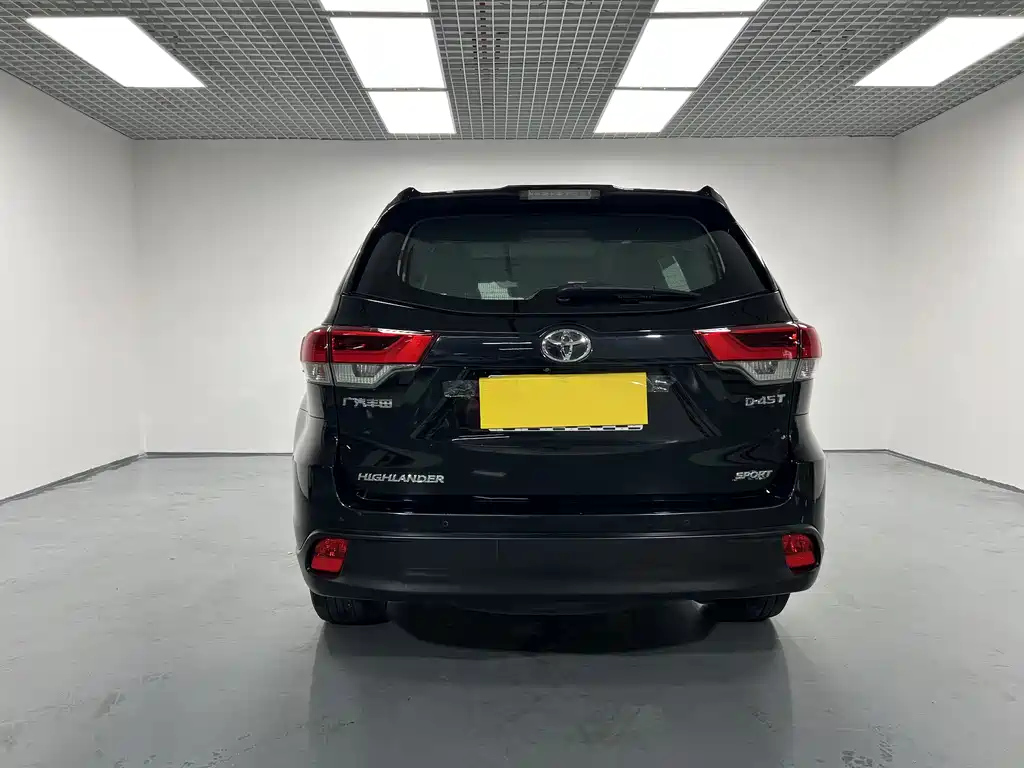 TOYOTA HIGHLANDER 2020