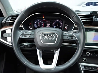 AUDI Q3  2021 YEAR 35 TFSI  EDITION 2021