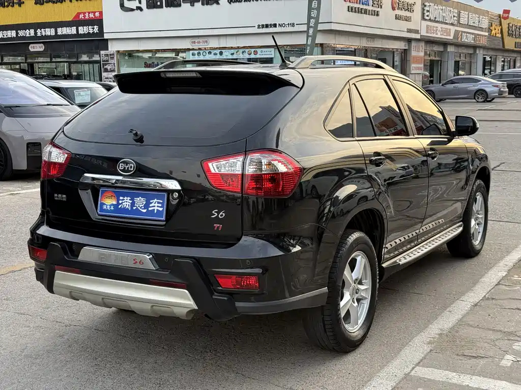 BYD S6 2014