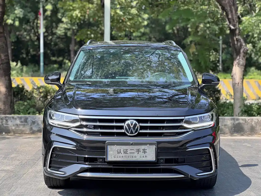 VOLKSWAGEN TIGUAN L 2022