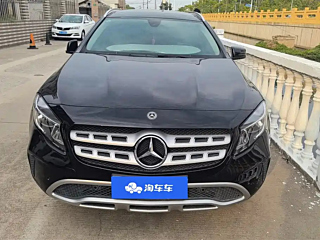 MERCEDES BENZ GLA 2018