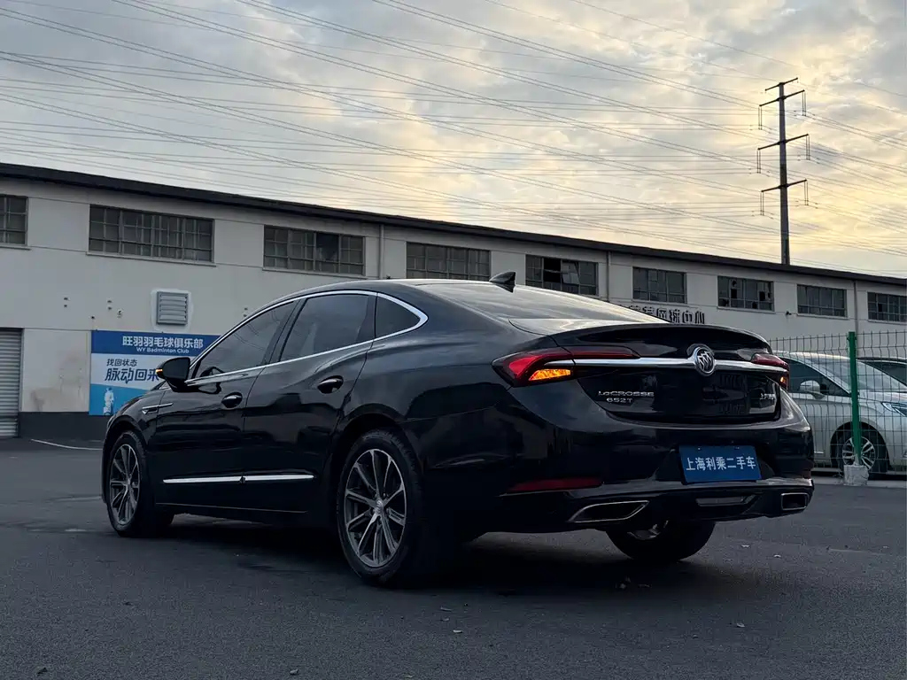 BUICK LACROSSE 2020