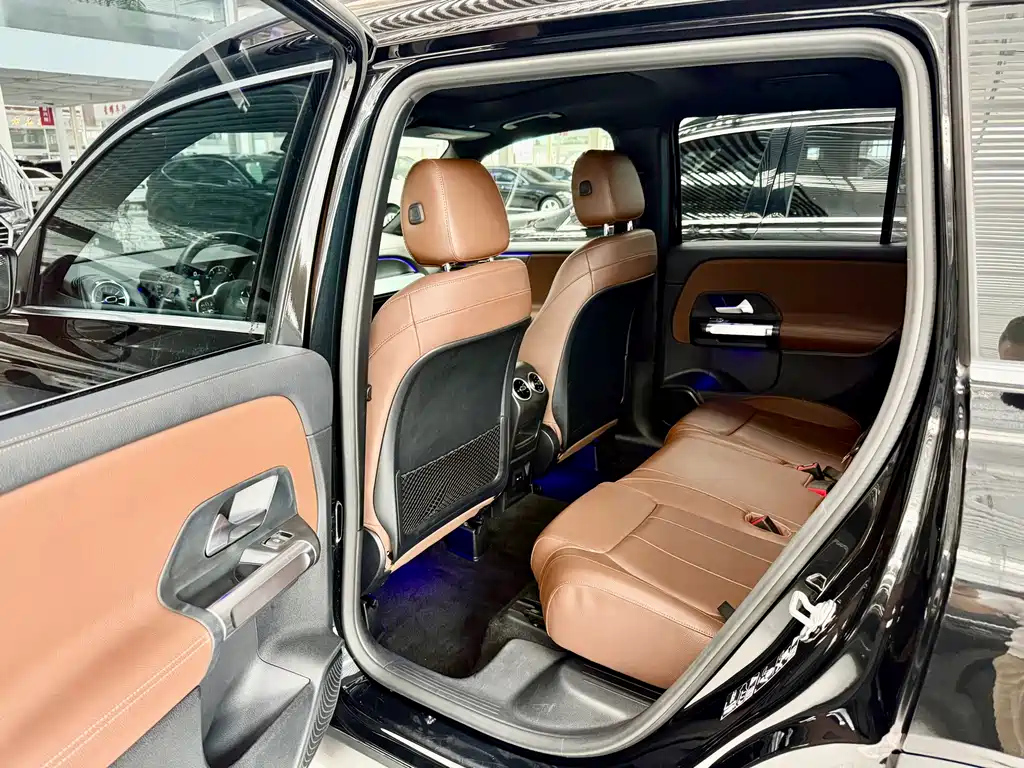 MERCEDES BENZ GLB 2021