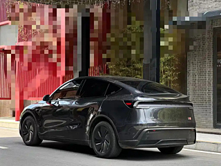 TESLA MODEL Y  2025 YEAR  POWER EDITION 2025